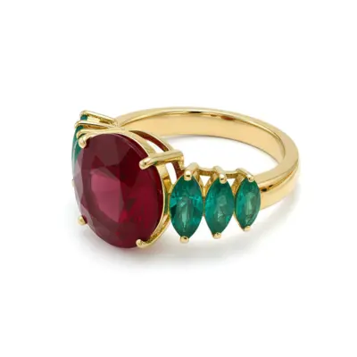 Anel Majesté Rubi e Esmeraldas em Ouro Amarelo 18k - Foto 1