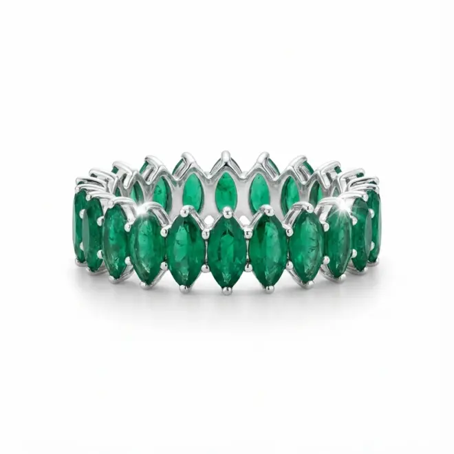 Anel Navete Folhas de Esmeraldas em Ouro Branco 18k