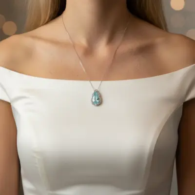 Colar Gota de Turmalina em Ouro Branco 18k com Diamantes - Aplicada