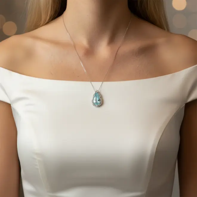 Colar Gota de Turmalina em Ouro Branco 18k com Diamantes - Detalhe